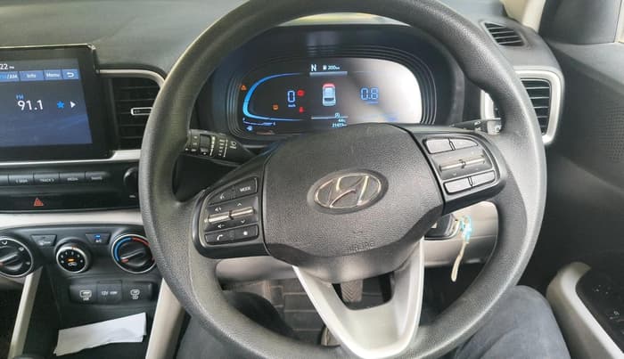 2023 Hyundai VENUE S (O) 1.0 TURBO IMT, Petrol, Manual, 21,474 km, interior