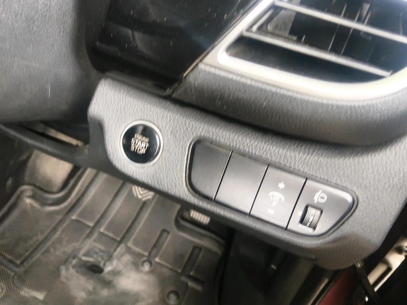 2021 KIA SELTOS HTK PLUS 1.5 IMT, Petrol, Manual, 1,72,202 km, interior