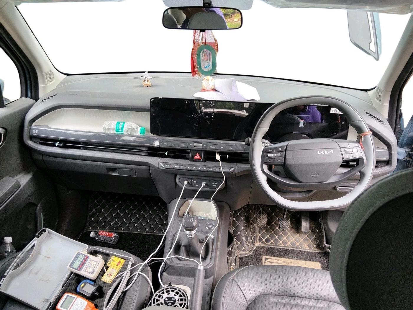 2025 KIA SYROS  HTX 1.0 Turbo 6MT, Petrol, Manual, 5,312 km, interior
