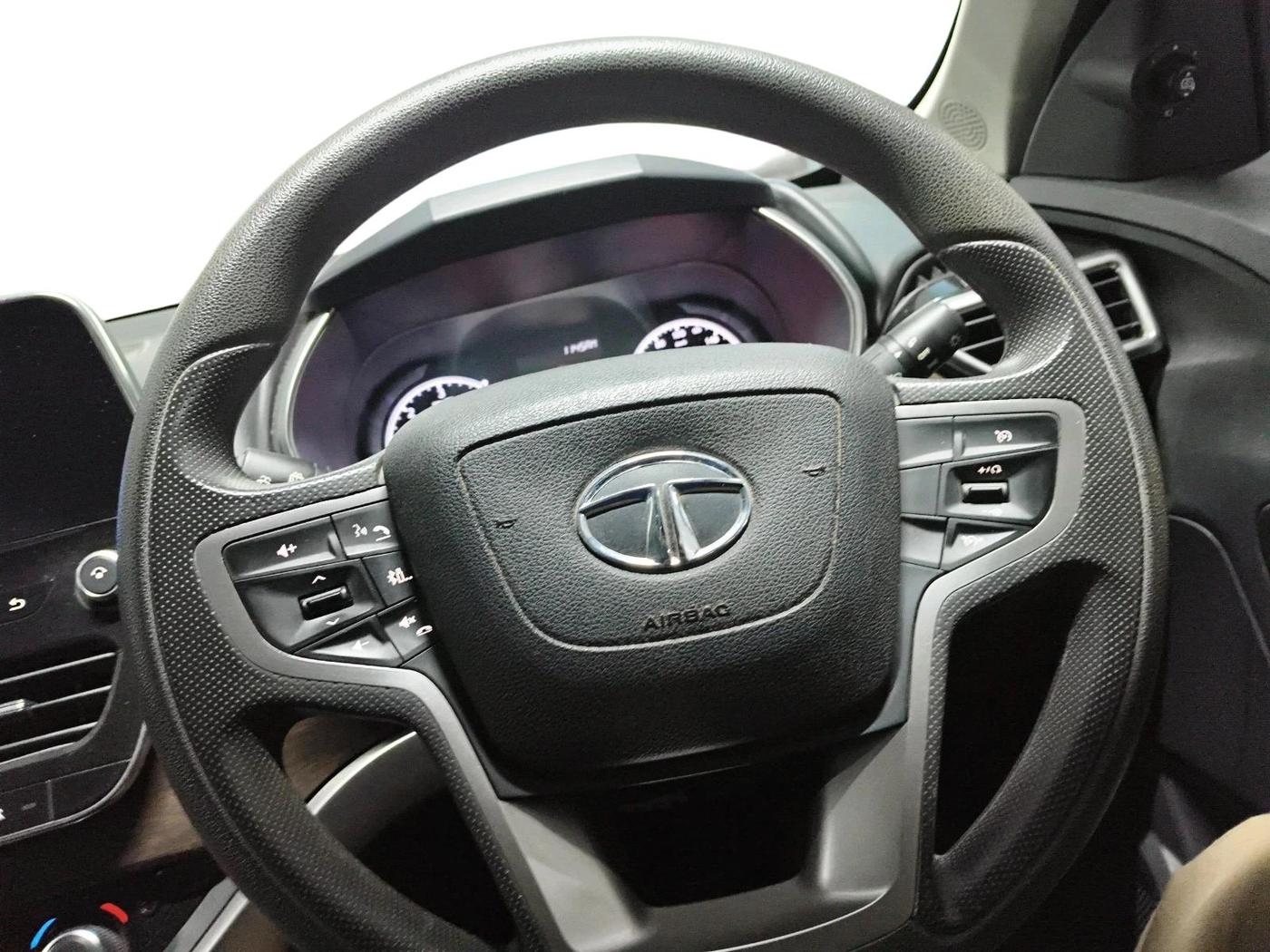2021 Tata Harrier XTA 2.0L KRYOTEC PLUS, Diesel, Automatic, 42,253 km, interior