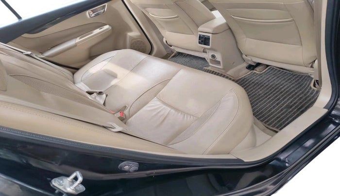 2015 Maruti Ciaz ZXI+, Petrol, Manual, 1,24,407 km, interior