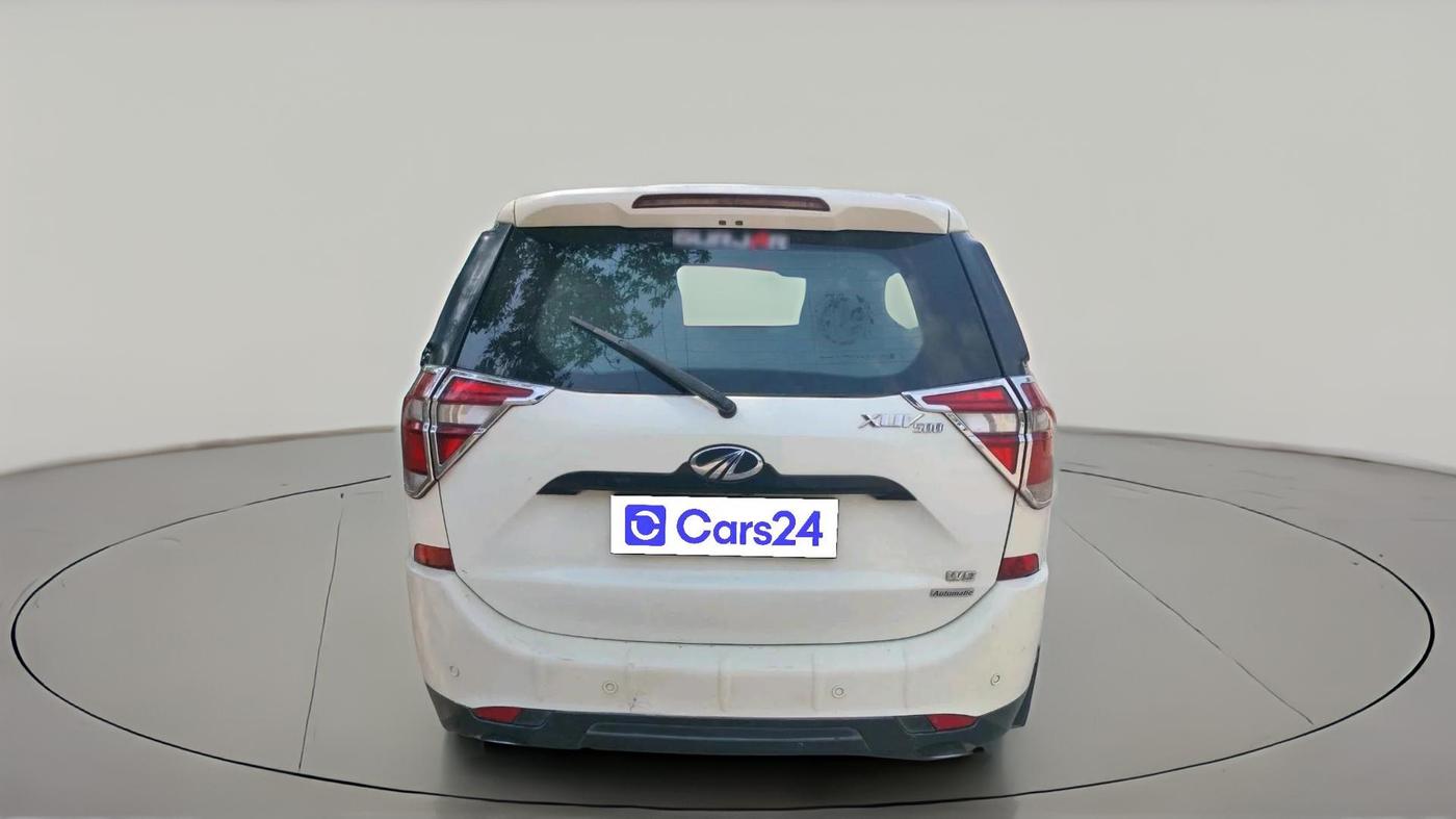 2020 Mahindra XUV500 W9 AT, Diesel, Automatic, 73,102 km, exterior