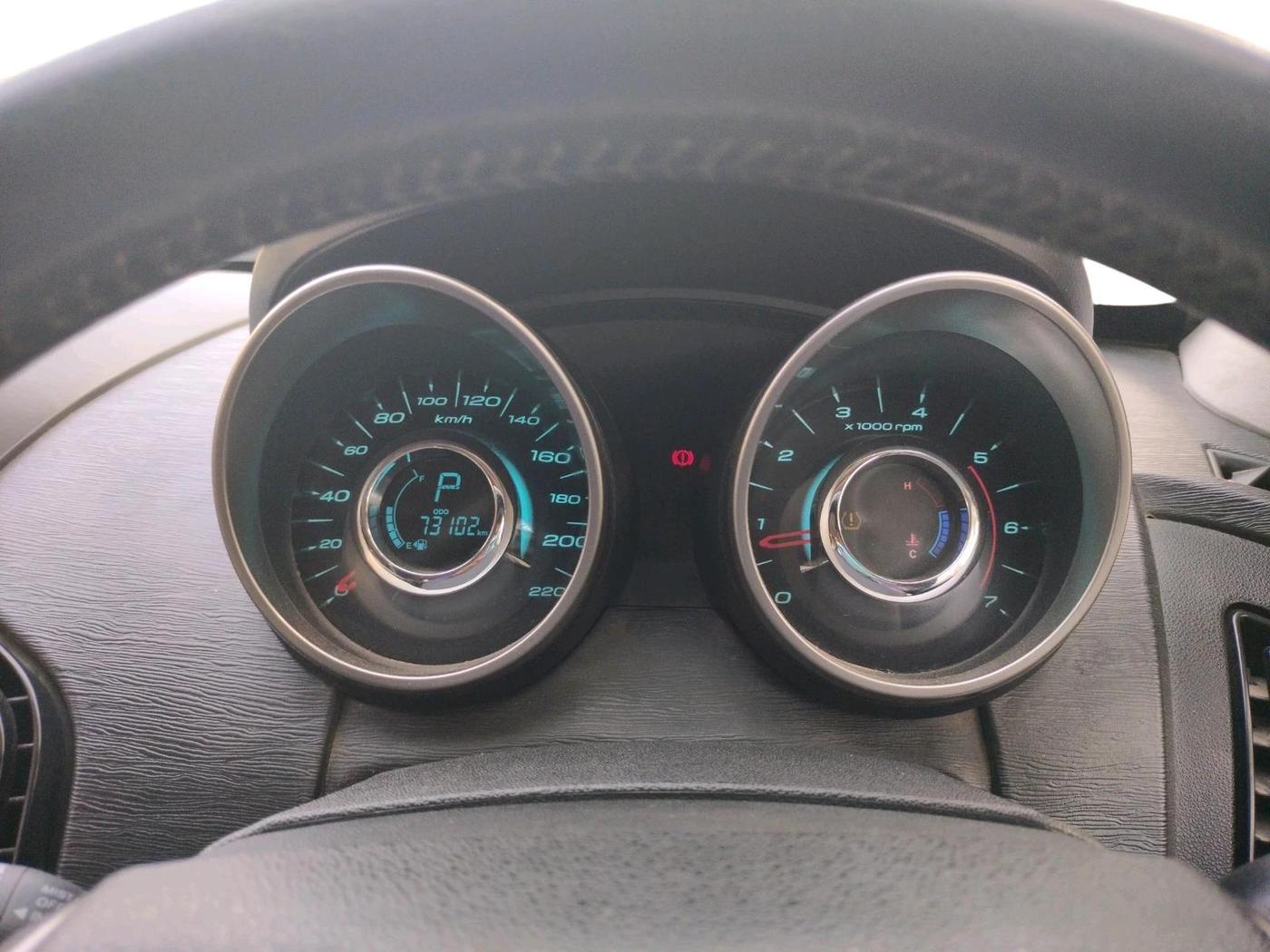 2020 Mahindra XUV500 W9 AT, Diesel, Automatic, 73,102 km, interior
