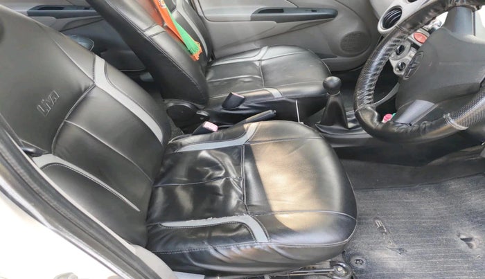2011 Toyota Etios Liva G, Petrol, Manual, 92,880 km, interior
