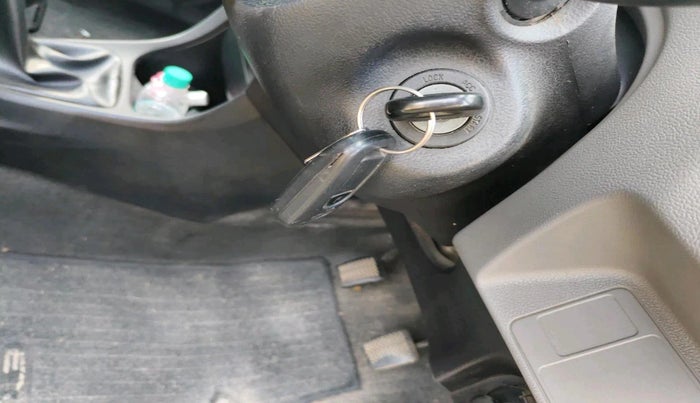 2011 Toyota Etios Liva G, Petrol, Manual, 92,880 km, interior