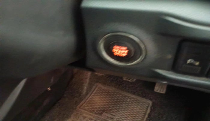 2016 Maruti Vitara Brezza ZDI PLUS, Diesel, Manual, 1,29,623 km, interior