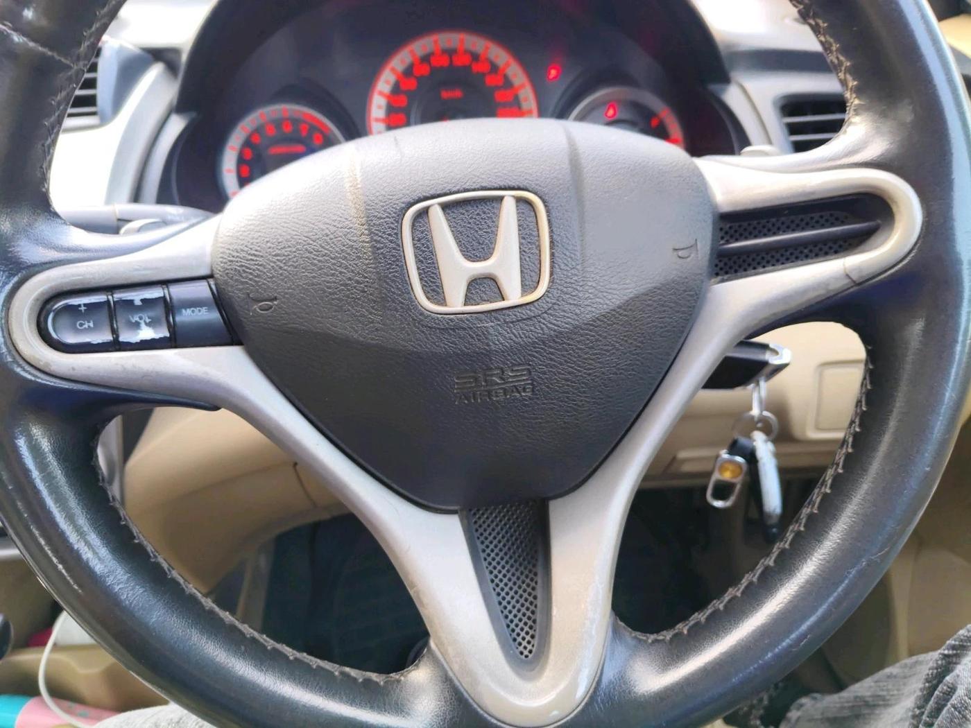 2011 Honda City 1.5L I-VTEC V AT, CNG, Automatic, 1,96,182 km, interior