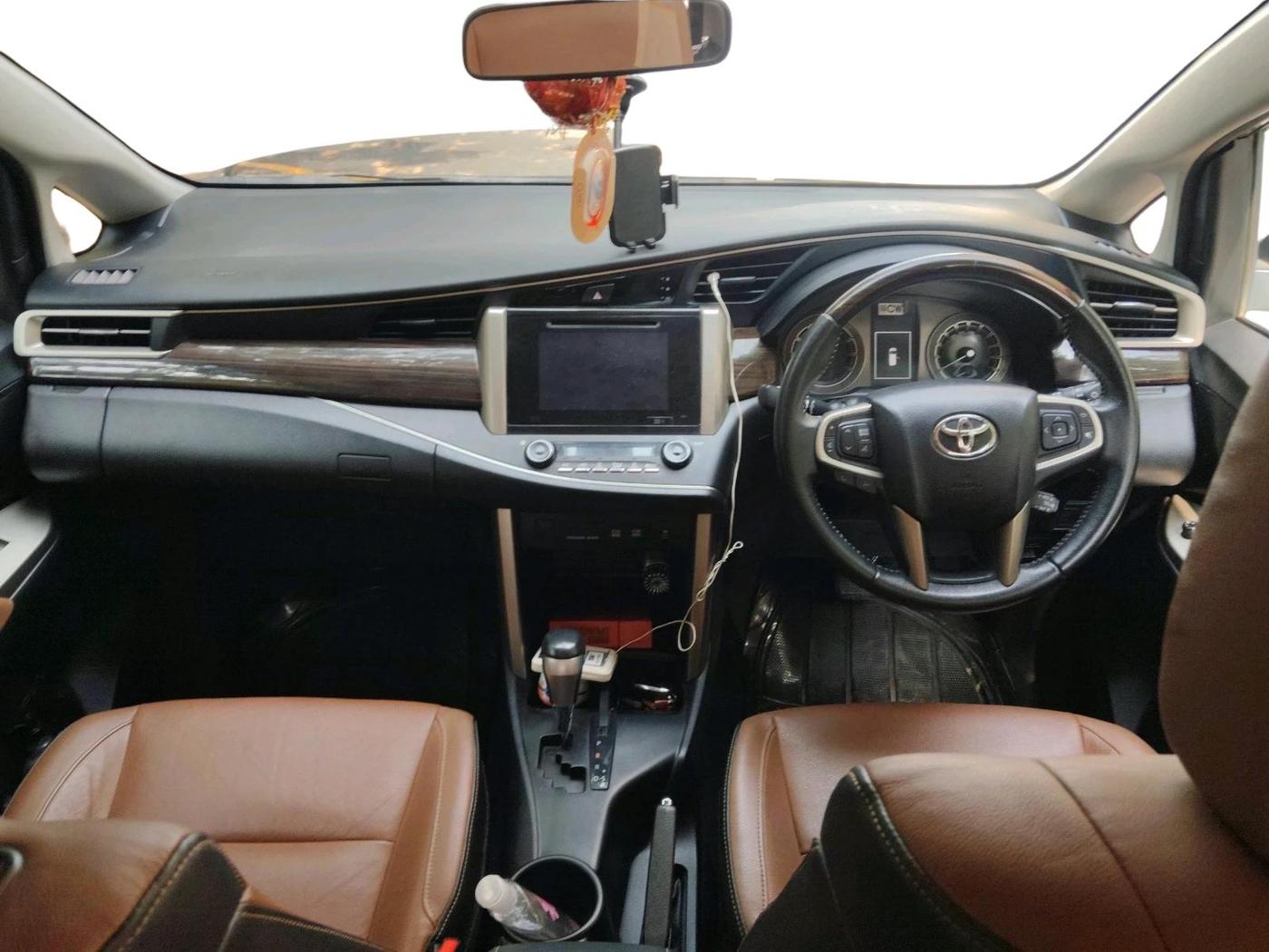 2018 Toyota Innova Crysta 2.7 ZX AT 7 STR, Petrol, Automatic, 47,735 km, interior