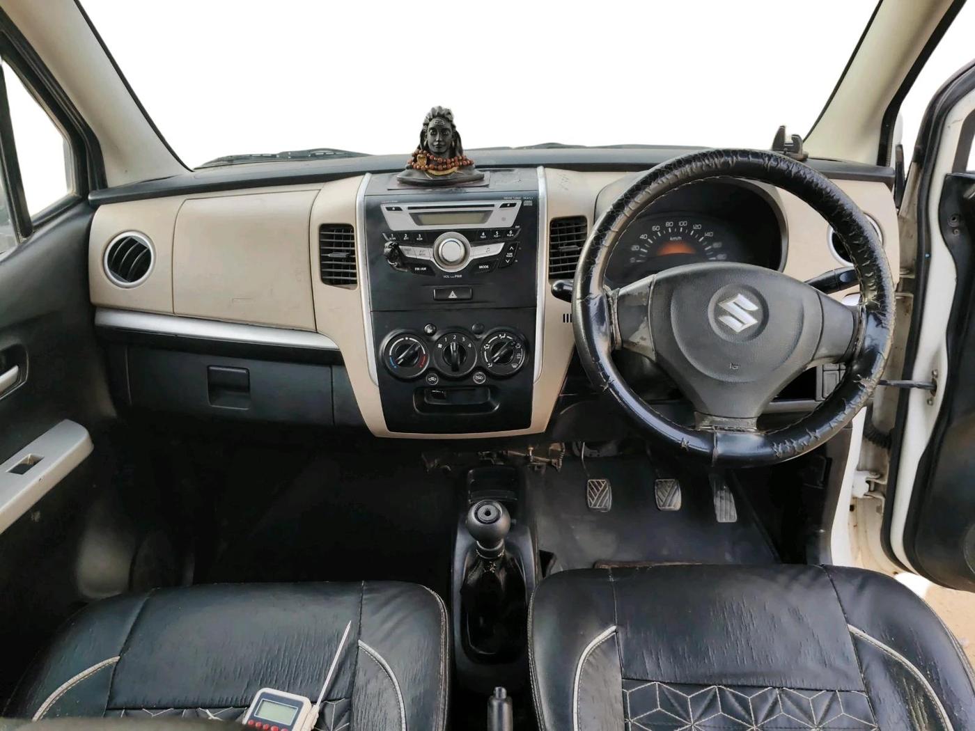 2018 Maruti Wagon R 1.0 LXI, CNG, Manual, 2,27,834 km, interior