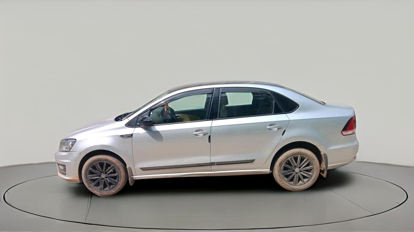 2015 Volkswagen Vento HIGHLINE 1.2 TSI, Petrol, Manual, 70,458 km, exterior