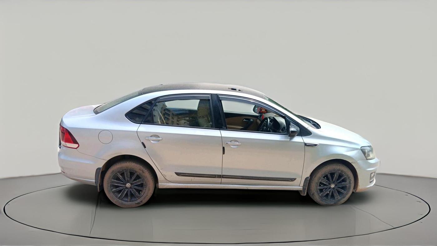 2015 Volkswagen Vento HIGHLINE 1.2 TSI, Petrol, Manual, 70,458 km, exterior