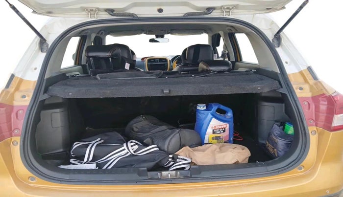 2017 Maruti Vitara Brezza ZDI PLUS DUAL TONE, Diesel, Manual, 3,17,146 km, exterior