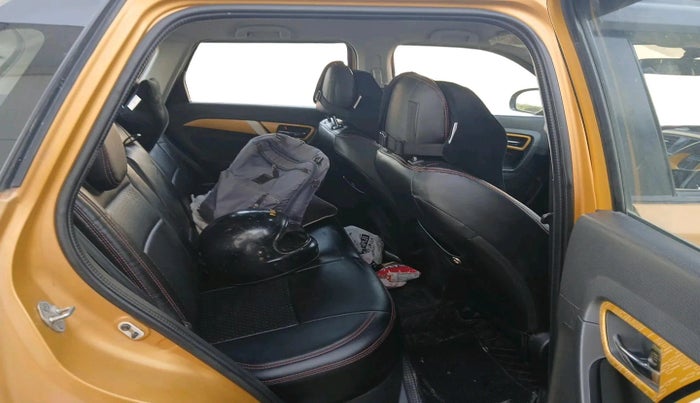 2017 Maruti Vitara Brezza ZDI PLUS DUAL TONE, Diesel, Manual, 3,17,146 km, interior