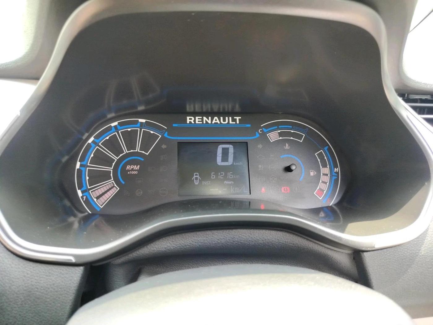 2020 Renault TRIBER RXZ, Petrol, Manual, 61,216 km, interior