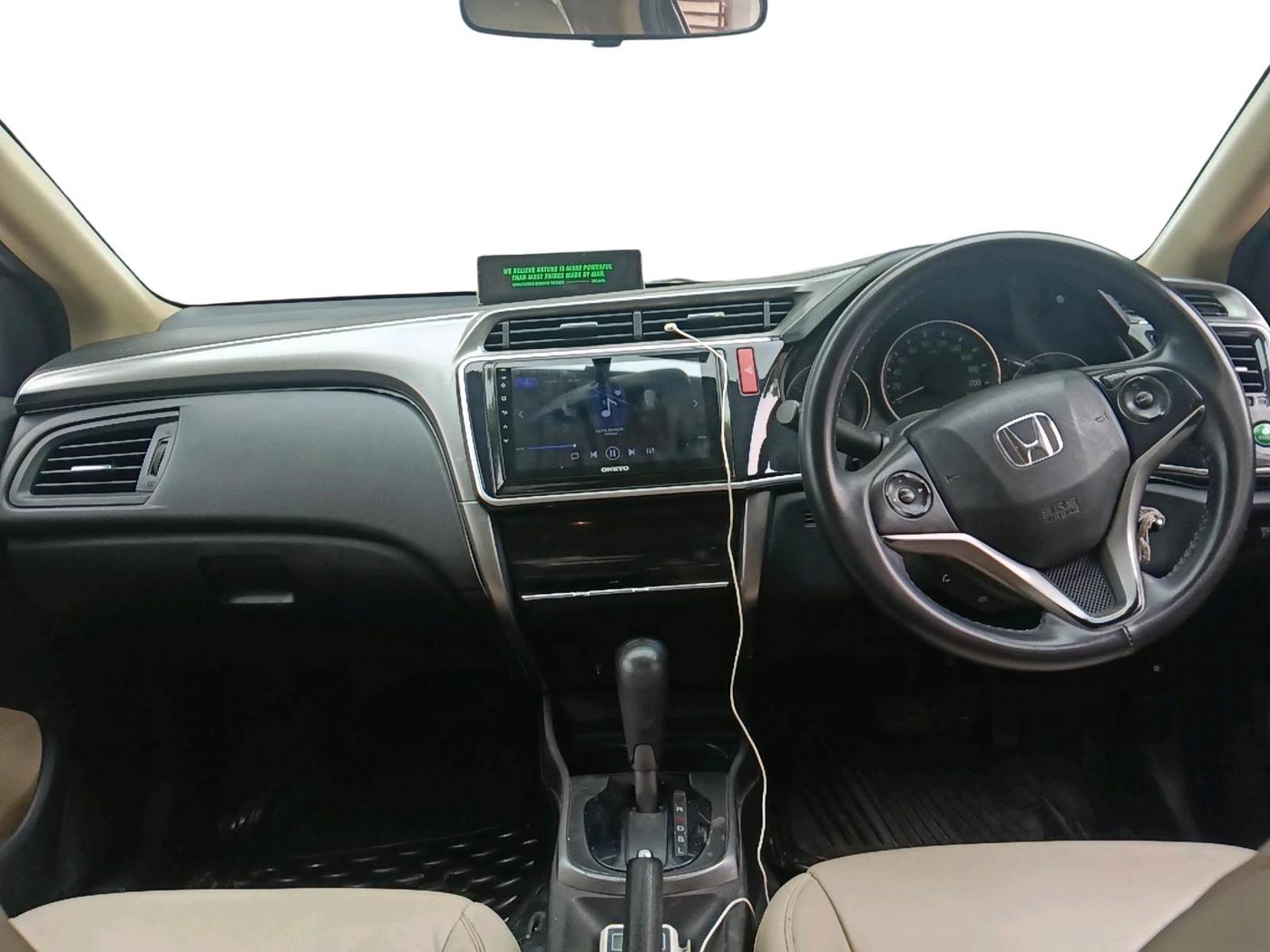 2015 Honda City 1.5L I-VTEC SV CVT, CNG, Automatic, 1,40,584 km, interior
