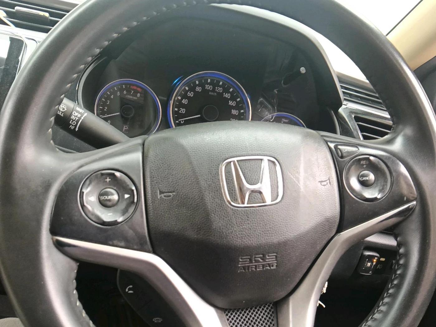 2015 Honda City 1.5L I-VTEC SV CVT, CNG, Automatic, 1,40,584 km, interior