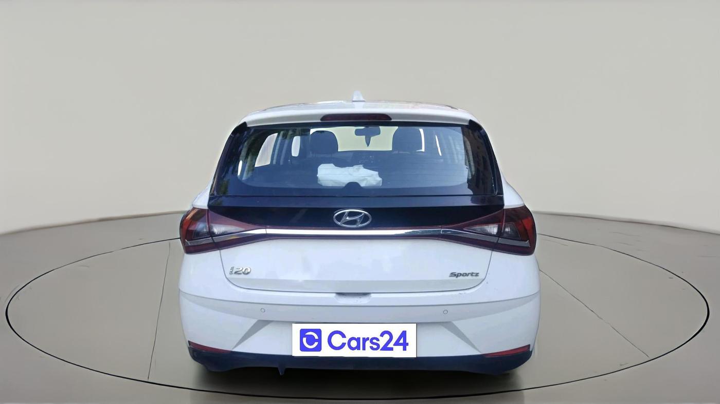 2021 Hyundai NEW I20 SPORTZ 1.2 AT, Petrol, Automatic, 16,353 km, exterior