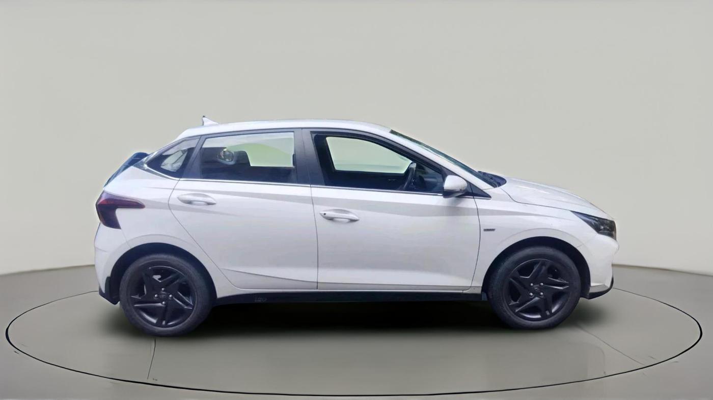 2021 Hyundai NEW I20 SPORTZ 1.2 AT, Petrol, Automatic, 16,353 km, exterior