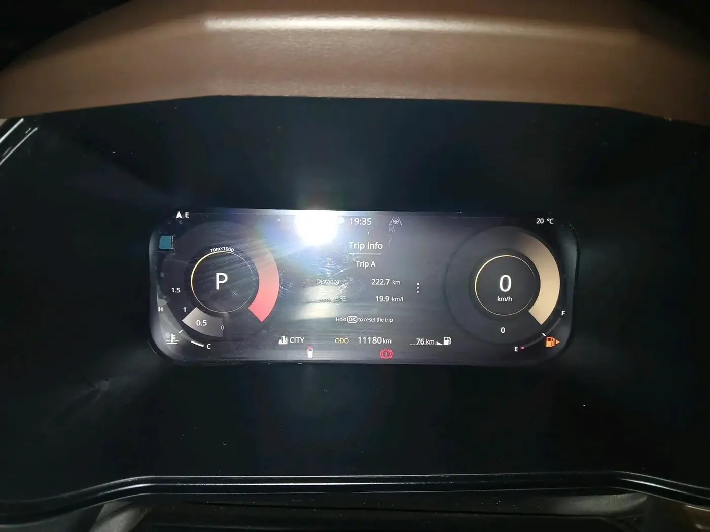 2024 Tata Safari ACCOMPLISHED PLUS 6 STR DUAL TONE AT, Diesel, Automatic, 12,000 km, interior