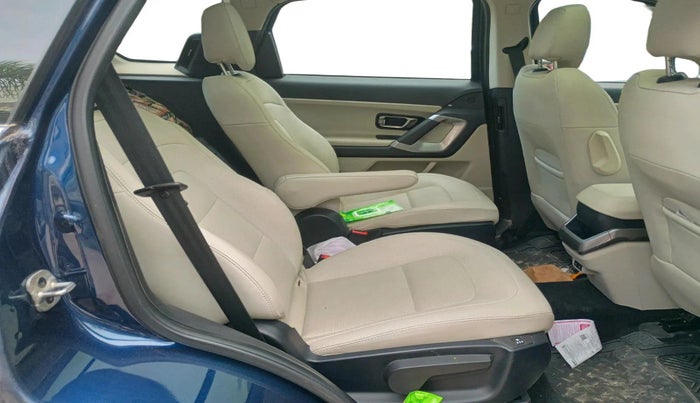 2022 Tata Safari XZ PLUS 6 S, Diesel, Manual, 50,033 km, interior