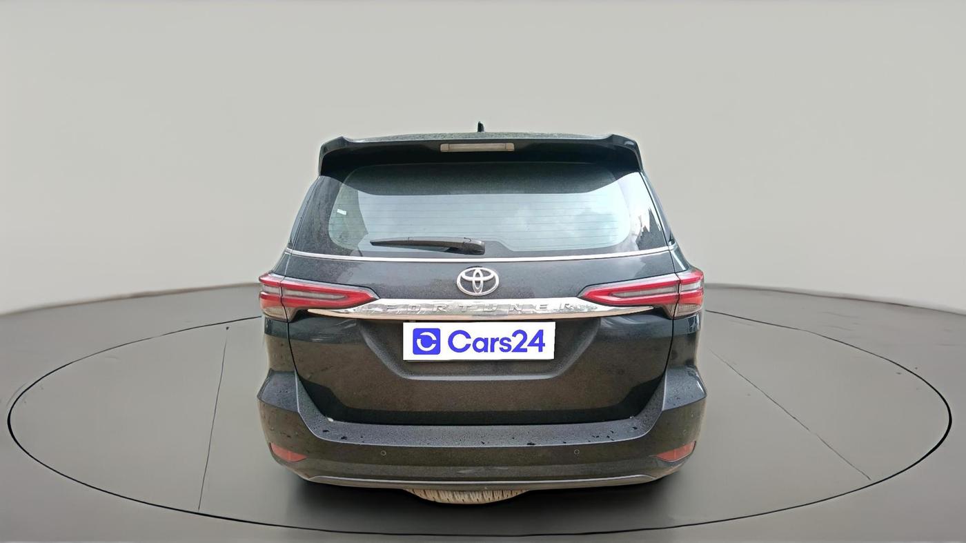2024 Toyota Fortuner 4X2 AT 2.7 PETROL, Petrol, Automatic, 78,433 km, exterior