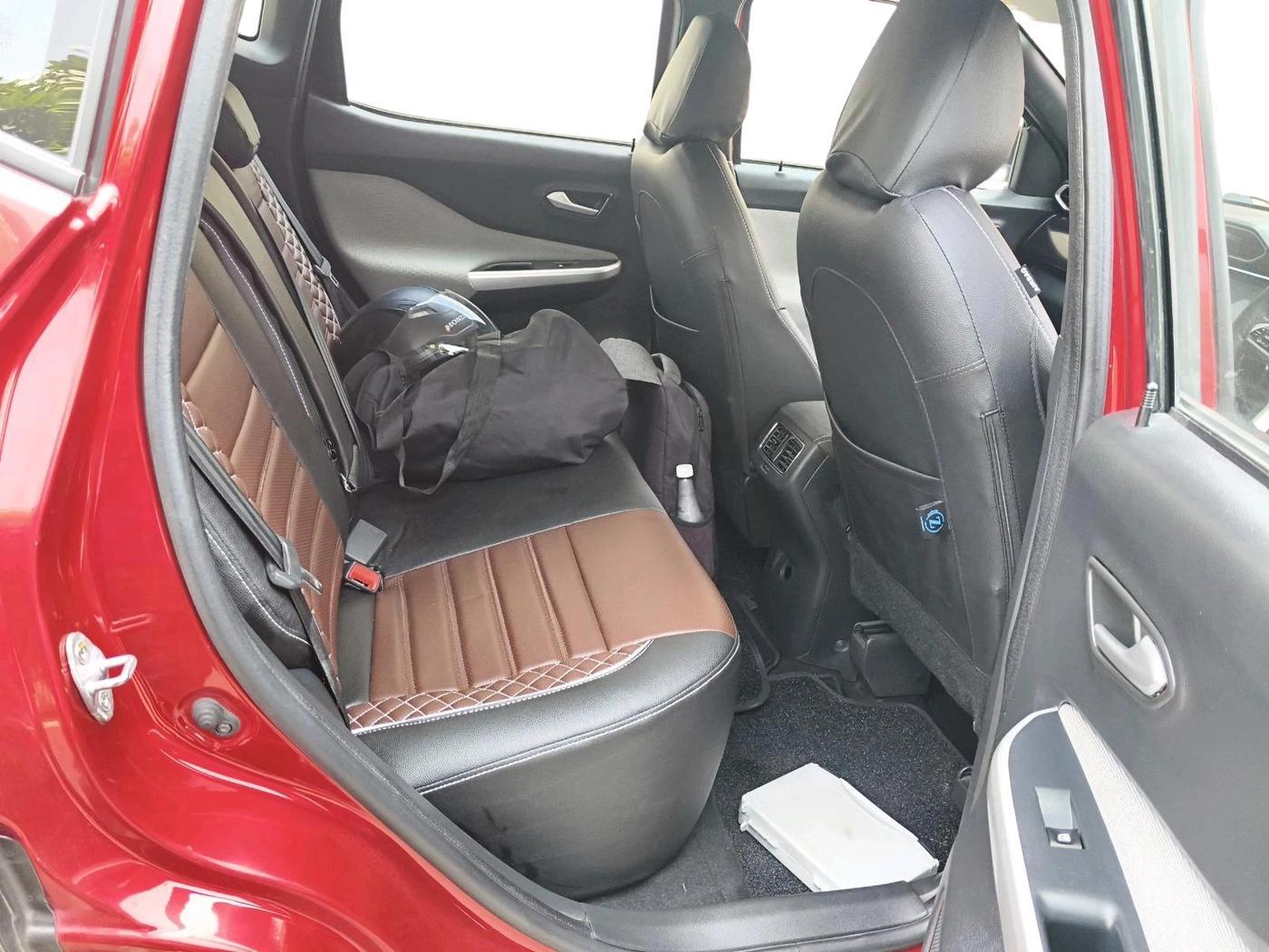 2022 Nissan MAGNITE XV DUAL TONE, Petrol, Manual, 80,034 km, interior