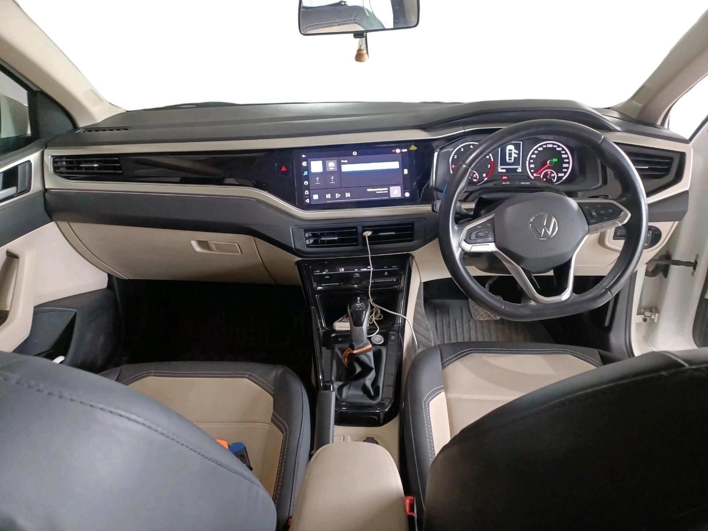 2022 Volkswagen VIRTUS HIGHLINE TSI 1.0 AT, Petrol, Automatic, 41,433 km, interior