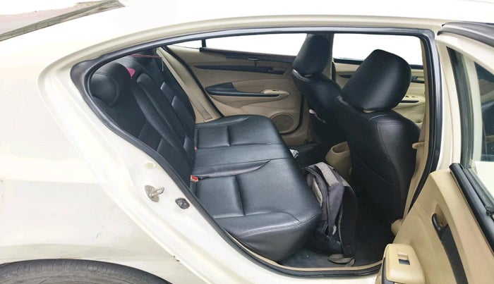 2013 Honda City 1.5L I-VTEC S MT, CNG, Manual, 1,30,640 km, interior