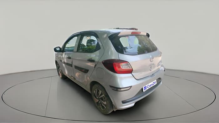 2020 Tata Tiago XE PETROL, CNG, Manual, 1,02,372 km, exterior