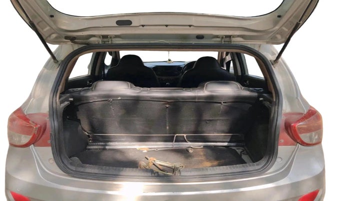 2016 Hyundai Grand i10 SPORTZ 1.1 CRDI, Diesel, Manual, 96,000 km, exterior