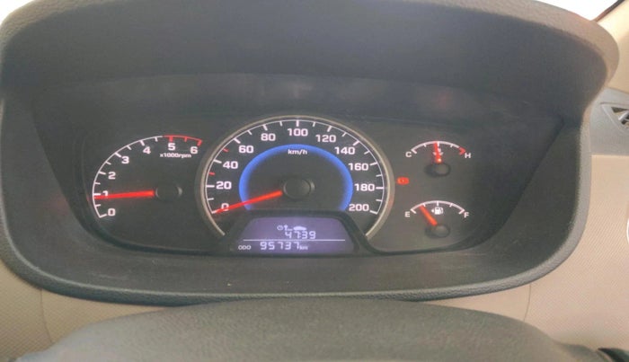 2016 Hyundai Grand i10 SPORTZ 1.1 CRDI, Diesel, Manual, 96,000 km, interior