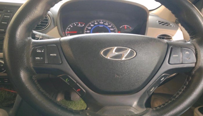 2016 Hyundai Grand i10 SPORTZ 1.1 CRDI, Diesel, Manual, 96,000 km, interior