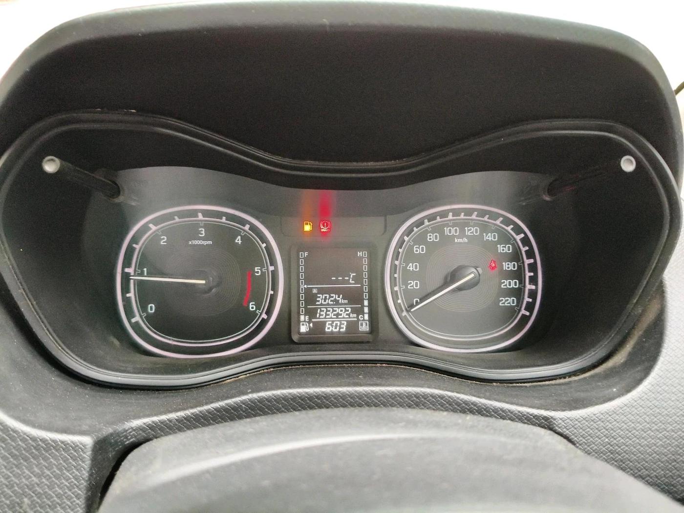 2019 Maruti Vitara Brezza ZDI PLUS DUAL TONE, Diesel, Manual, 1,33,292 km, interior