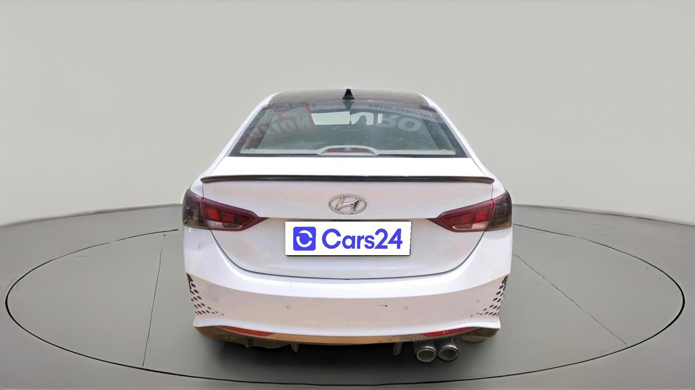 2021 Hyundai Verna SX 1.5 CRDI, Diesel, Manual, 1,40,662 km, exterior