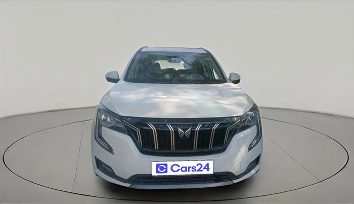 2022 Mahindra XUV700 AX 7 P AT 7 STR, Petrol, Automatic, 21,772 km, exterior