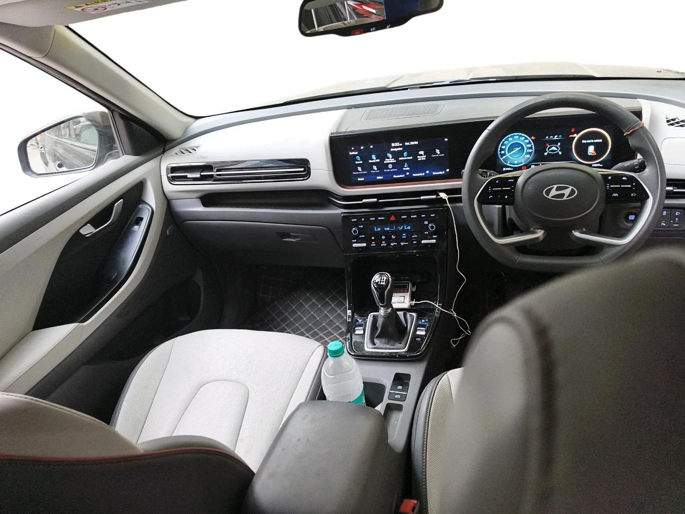 2024 Hyundai Creta SX (O) 1.5 DIESEL, Diesel, Manual, 17,597 km, interior