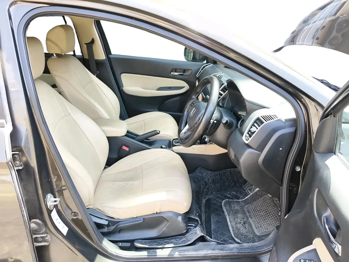 2023 Honda City 1.5L I-VTE V CVT, Petrol, Automatic, 37,202 km, interior
