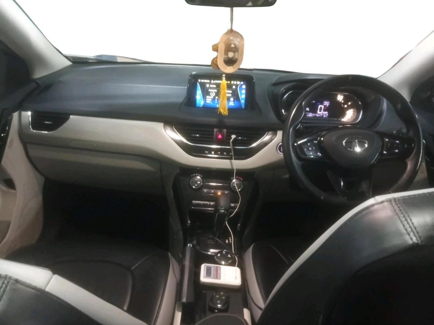 2023 Tata NEXON XZA PLUS SUNROOF PETROL, Petrol, Automatic, 37,690 km, interior