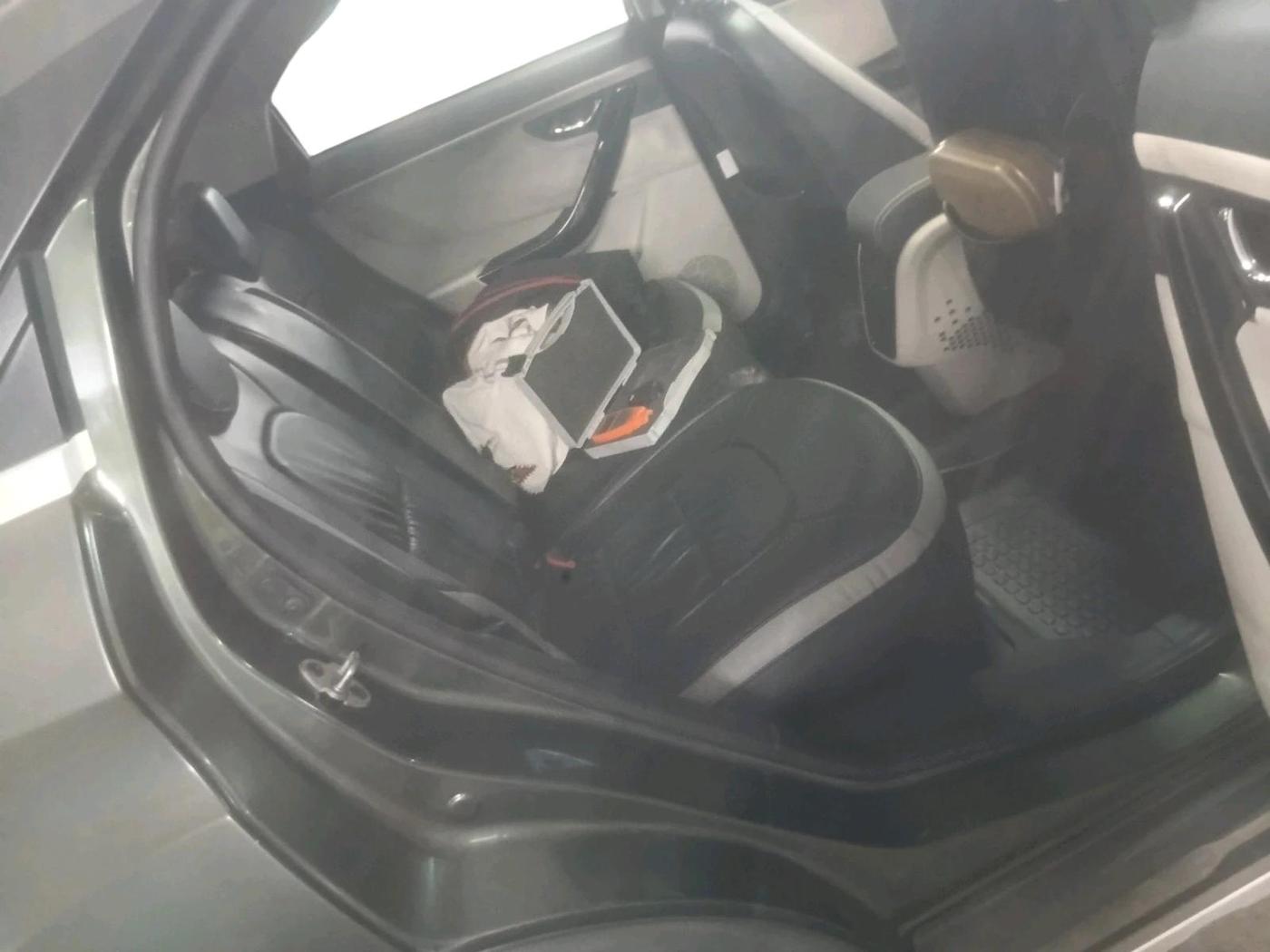 2023 Tata NEXON XZA PLUS SUNROOF PETROL, Petrol, Automatic, 37,690 km, interior