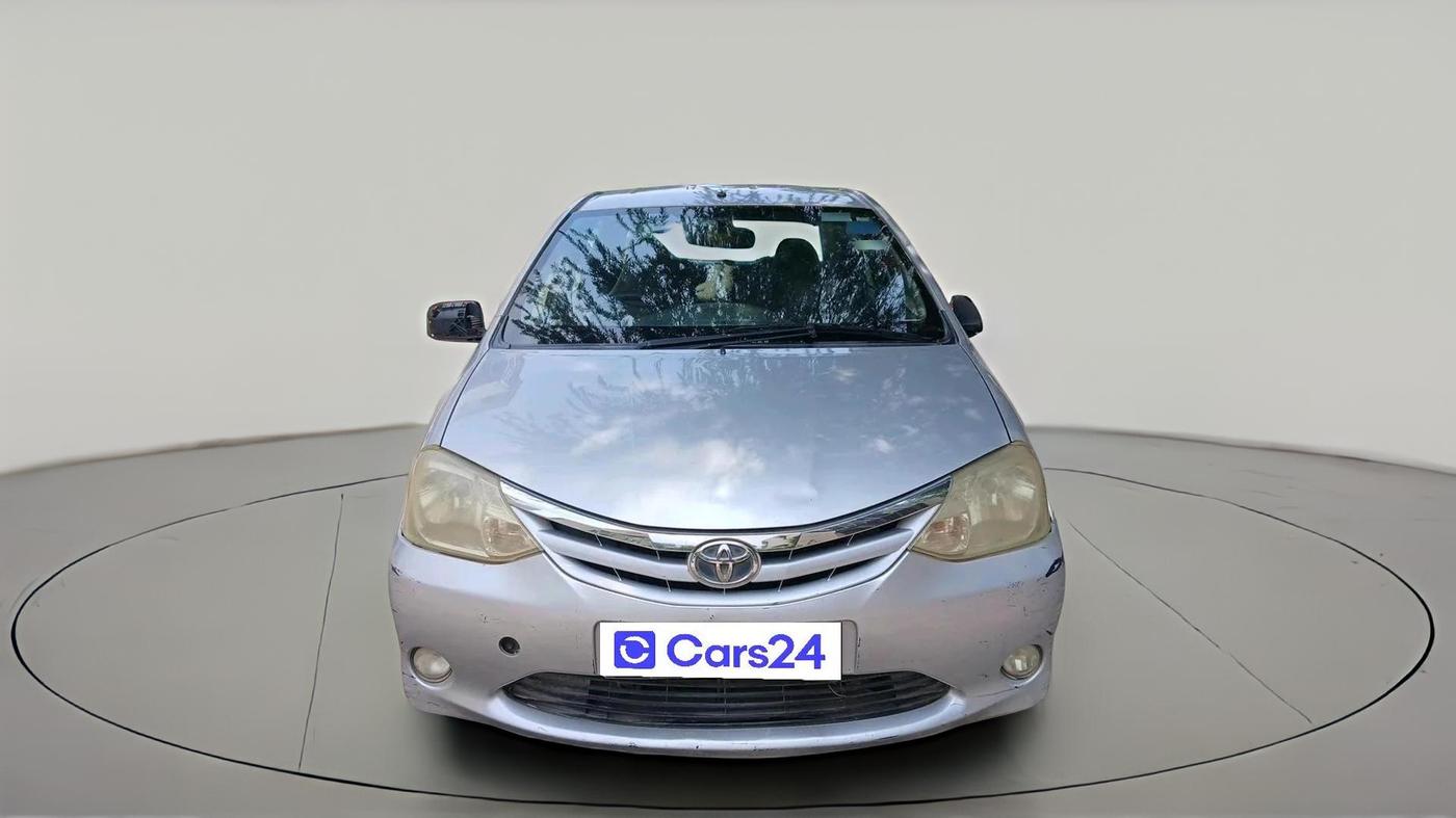 2011 Toyota Etios V, Petrol, Manual, 1,01,621 km, exterior