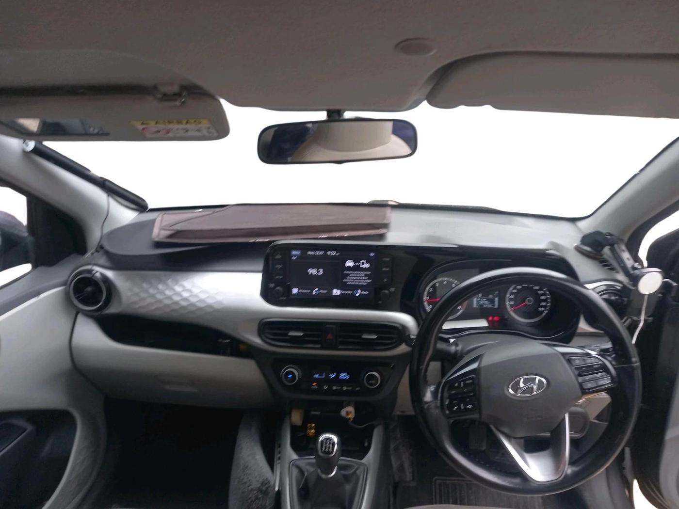 2022 Hyundai GRAND I10 NIOS SPORTZ 1.2 KAPPA VTVT CNG, CNG, Manual, 84,786 km, interior