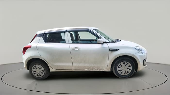 2021 Maruti Swift LXI, Petrol, Manual, 71,000 km, exterior