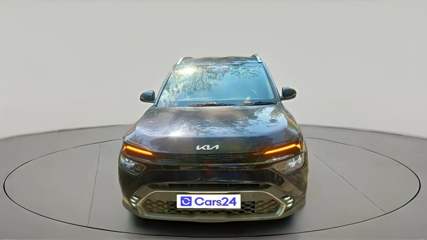 2022 KIA CARENS LUXURY PLUS 1.5 DIESEL AT 6 STR, Diesel, Automatic, 21,138 km, exterior