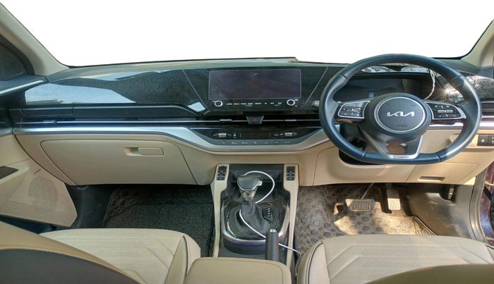 2022 KIA CARENS LUXURY PLUS 1.5 DIESEL AT 6 STR, Diesel, Automatic, 21,138 km, interior