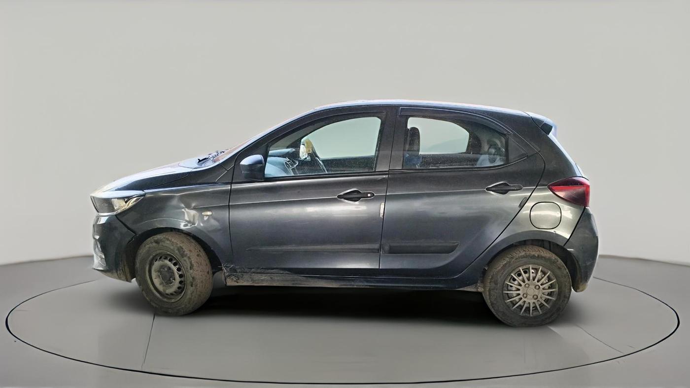 2023 Tata Tiago XE PETROL, Petrol, Manual, 35,770 km, exterior