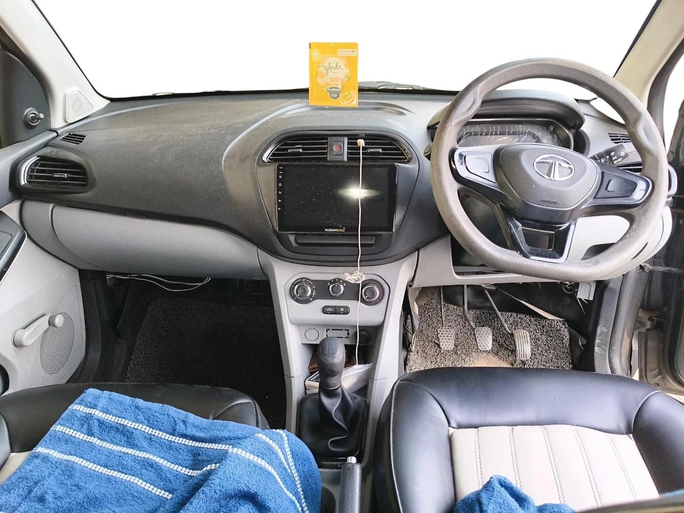 2023 Tata Tiago XE PETROL, Petrol, Manual, 35,770 km, interior