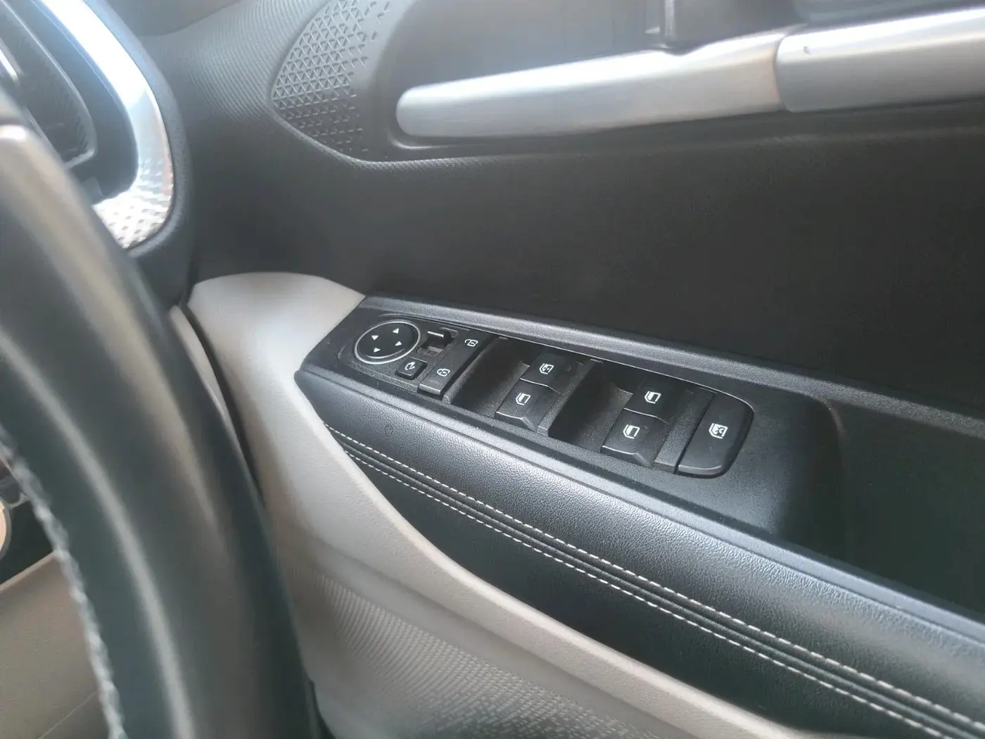 2021 KIA SONET HTX 1.0 IMT, Petrol, Manual, 38,171 km, interior