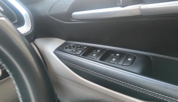 2021 KIA SONET HTX 1.0 IMT, Petrol, Manual, 38,171 km, interior