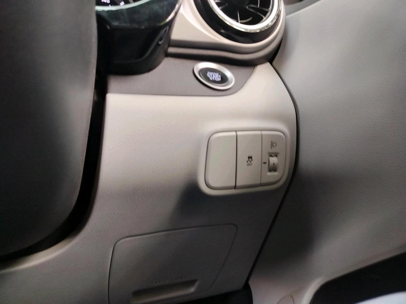 2024 Hyundai GRAND I10 NIOS ASTA AMT 1.2 KAPPA VTVT, Petrol, Automatic, 14,423 km, interior