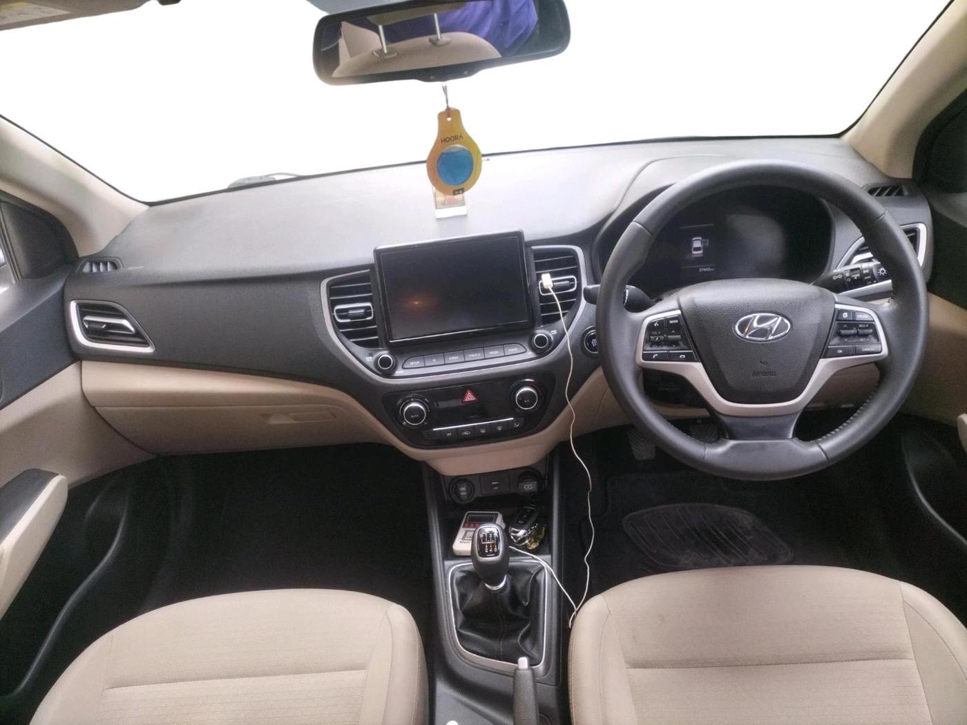 2022 Hyundai Verna SX 1.5 VTVT, Petrol, Manual, 37,445 km, interior